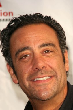 Brad Garrett