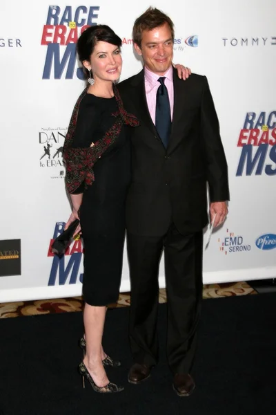 Lara Flynn Boyle y su marido Donald —  Fotos de Stock