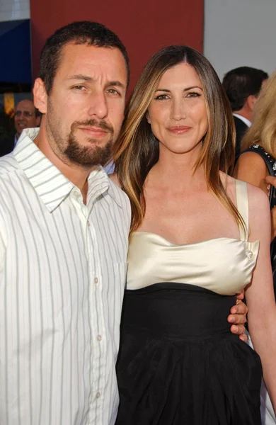Adam Sandler and Jackie Sandler at the World Premiere of I Now Pronounce You Chuck and Larry. Gibson Amphitheatre, Studio City, CA. 07-12-07 — Stock Photo, Image