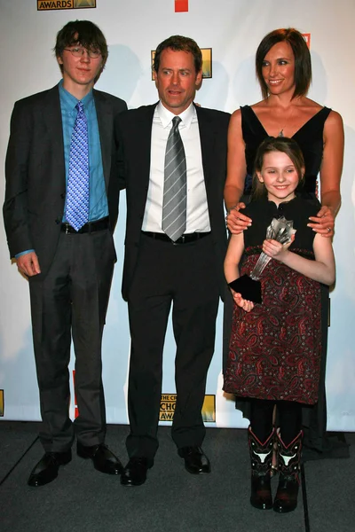 Paul Dano e Greg Kinnear con Abigail Breslin e Toni Collette — Foto Stock