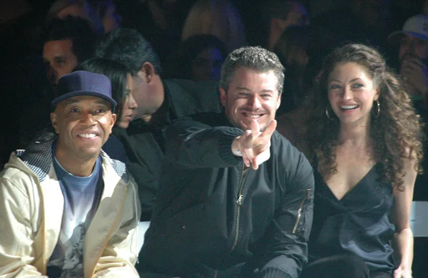 Russell simmons z eric dane i rebecca gayheart — Zdjęcie stockowe