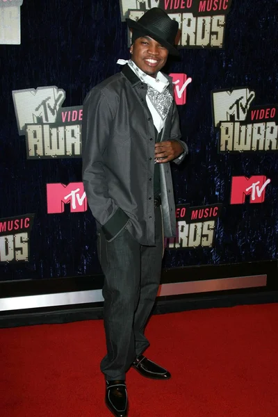 Ne-Yo příchodu na 2007 Mtv Video Music Awards. Palms Hotel a kasino, Las Vegas, Nv. 09-09-07 — Stock fotografie