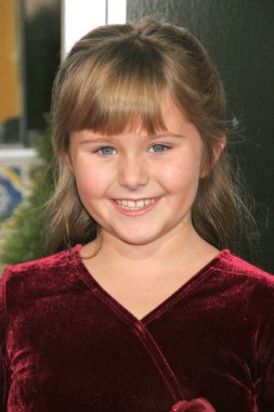 ada-nicole sanger tren senin dragon, gibson amphitheater, universal city, ca. 03-21-10 nasıl los angeles galasında