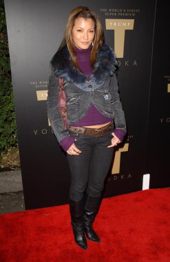 Kelly hu, trump votka başlatmak parti. Les deux, hollywood, ca. 01-17-07