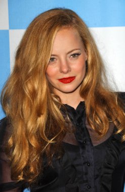 Bijou Phillips