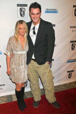Lucy davis ve owain yeoman