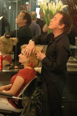 Glady argulles ve arthur johns