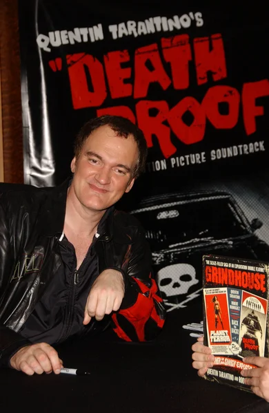 Quentin Tarantino In Store Appearance — Stock Photo, Image