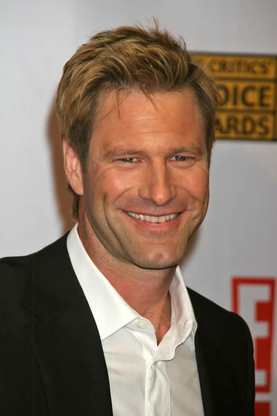 Aaron echkhart, 12 yıllık eleştirmenlerin Seçimi Ödülü. Santa monica civic auditorium, santa monica, ca. 01-12-07 — Stok fotoğraf