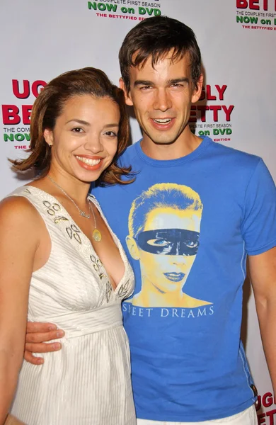 "Ugly Betty "Stagione 1 The Bettyfied Edition DVD Launch Party — Foto Stock
