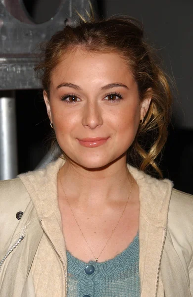 Alexa vega 在温斯坦公司 2007 金色地球仪晚会之后。交易员 vics，贝弗利山庄，ca.07/1/15 — 图库照片