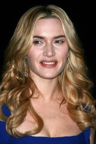 Kate Winslet Jon Favreau at the 18th Annual International Palm Springs Film Festival Gala Awards. Palm Springs Convention Center, Palm Springs, CA. 01-06-07 — Stock Photo, Image