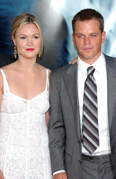 Julia Stiles e Matt Damon — Foto Stock