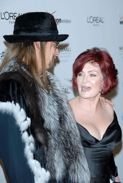 Kid Rock and Sharon Osbourne at the 2007 Clive Davis Pre-Grammy Awards Party. Beverly Hilton Hotel, Beverly Hills, CA. 02-10-07 — Stock Photo, Image