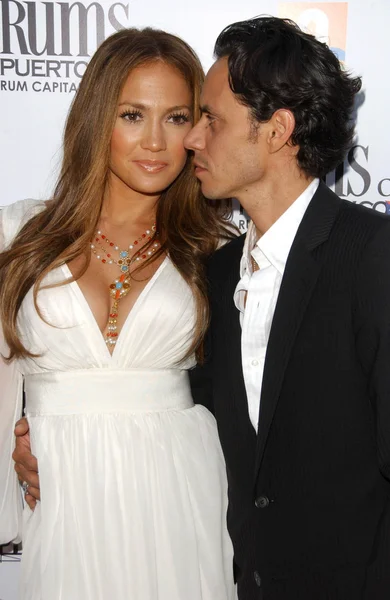 Jennifer Lopez and Marc Anthony — Stock Photo, Image