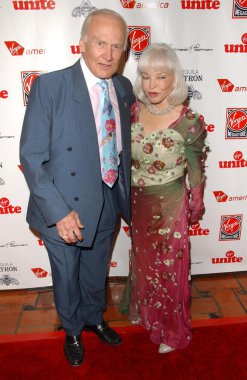 Rock bakire tarafından sunulan kasbah birleştirmek