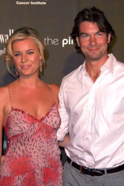 Rebecca Romijn and Jerry O'Connell at the 3rd Annual Pink Party benefiting Cedars-Sinai Women's Cancer Research Institute. Viceroy Hotel, Santa Monica, CA. 09-08-07