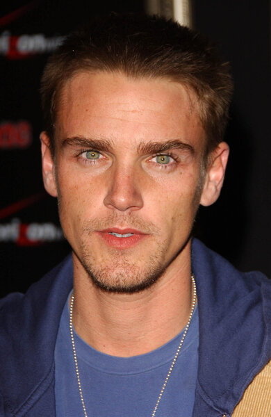 Смит, Райли
