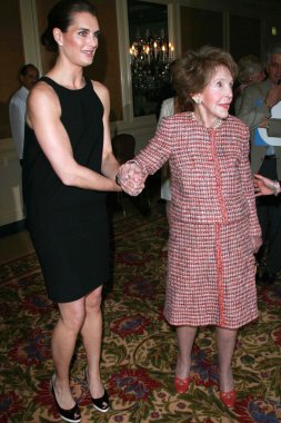 Saks Beşinci Cadde ve iş arkadaşları yıllık bahar Öğle Yemeği