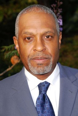 altıncı yıllık Kelebek kelebek topu