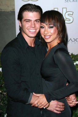 Bize haftalık sunar bize sıcak hollywood 2007