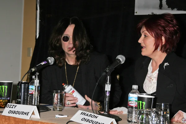 Ozzy Osbourne and Sharon Osbourne — Stock Photo, Image