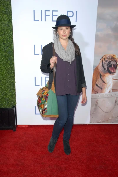 Katie Lowes — Zdjęcie stockowe