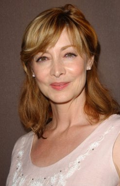 Sharon lawrence