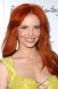 Phoebe price'nın kokusu 