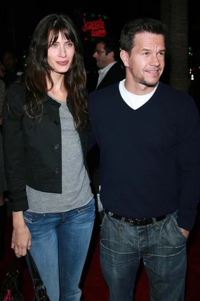 Rhea durham und mark wahlberg — Stockfoto