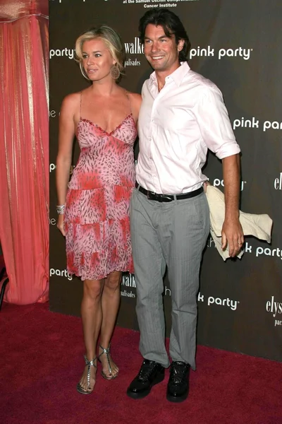 Rebecca Romijn en Jerry O'Connell — Stockfoto