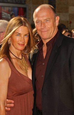Amanda öder, corbin bernsen