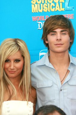 Ashley Tisdale, Zac Efron