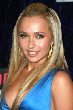 hayden panettiere gelen 2007 mtv video müzik ödülleri. palms hotel ve casino, las vegas, nv. 09-09-07