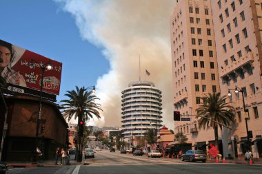 2007 hollywood hills yangın