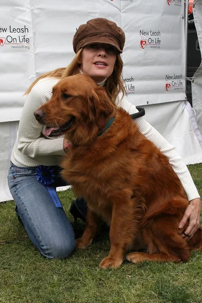 6 yıllık "mırıldanmak için deli" köpek gösterisi ve pet Fuarı — Stok fotoğraf