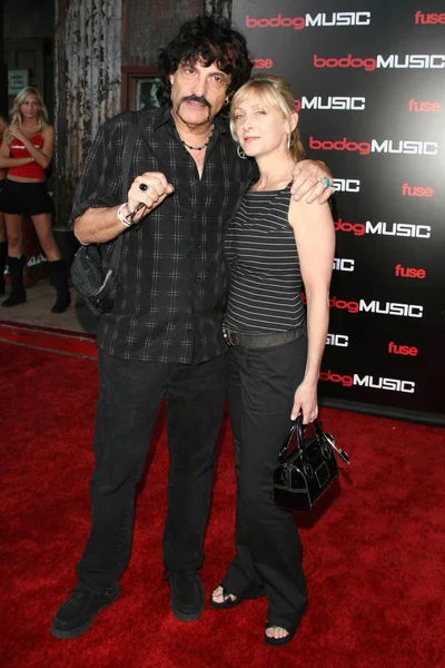 Carmine Appice and guest at the Bodog Music Battle Of The Bands Season Finale. House Of Blues, Los Angeles, CA. 09-05-07 — Stock Photo, Image