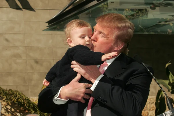 Ceremonia del Paseo de la Fama de Donald Trump Hollywood —  Fotos de Stock