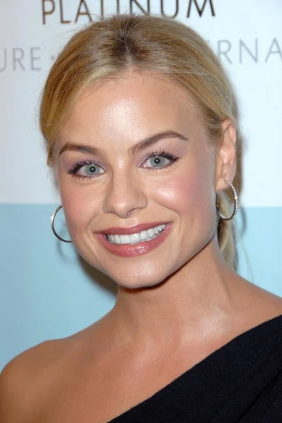 Jessica Collins alla Platinum Guild International con i vestiti tolti dalla nostra festa. Luxe Hotel Rodeo Drive, Beverly Hills, CA. 09-12-07 — Foto Stock