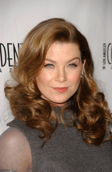 Ellen pompeo los angeles gizli dergisinin yıllık emmy partisinde. bir gün batımı, west hollywood, ca. 09-11-07