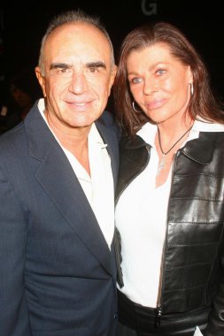 Robert shapiro ve linell shapiro