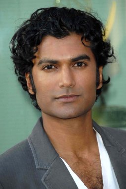 Sendhil Ramamurthy