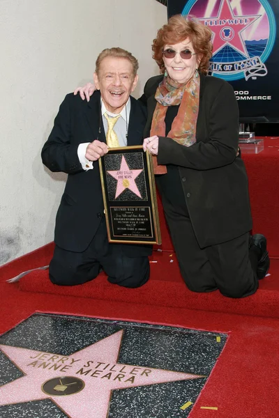 Jerry stiller i anne meara hollywood walk ceremonii Sława — Zdjęcie stockowe