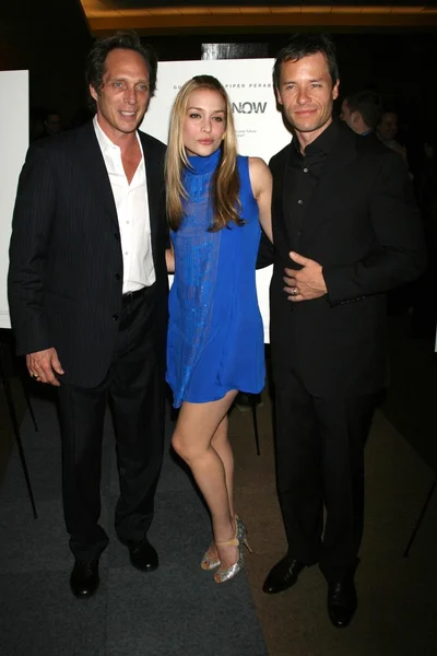 William Fichtner with Piper Perabo and Guy Pearce — Stock Photo, Image