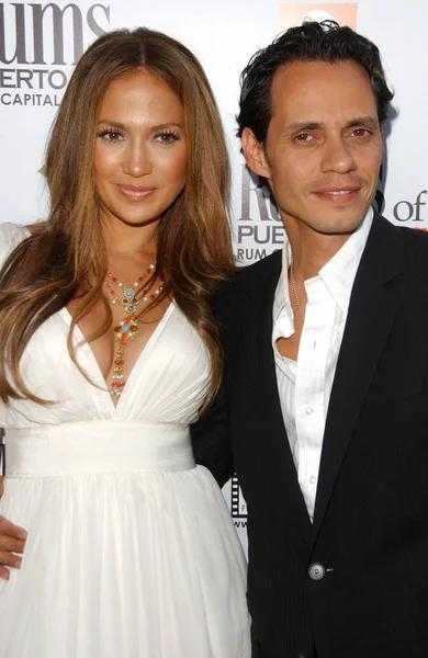 Jennifer Lopez and Marc Anthony — Stock Photo, Image