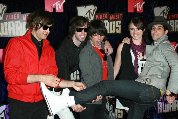 Cobra Starship llega a los MTV Video Music Awards 2007. The Palms Hotel And Casino, Las Vegas, NV. 09-09-07 — Foto de Stock
