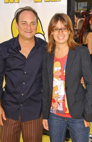 Kevin Pollak e Lucy Webb alla prima mondiale di The Simpsons Movie. Mann Village Theatre, Westwood, CA. 07-24-07 — Foto Stock