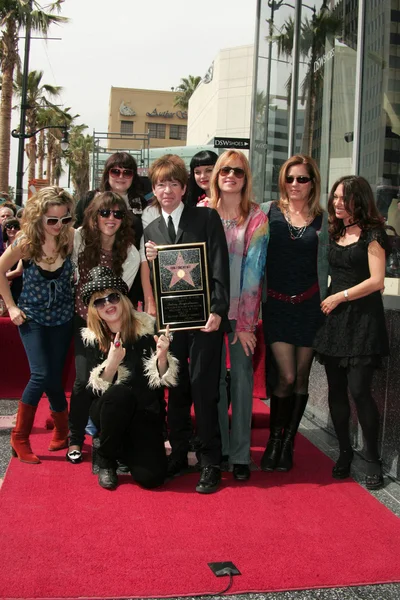 Rodney bingenheimer med rockband — Stockfoto