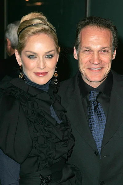 Sharon stone ve jay acovone — Stok fotoğraf