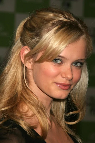 Sara Paxton — Stock Photo, Image